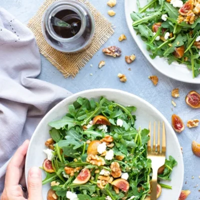 Fresh Fig And Arugula Salad With Goat Cheese