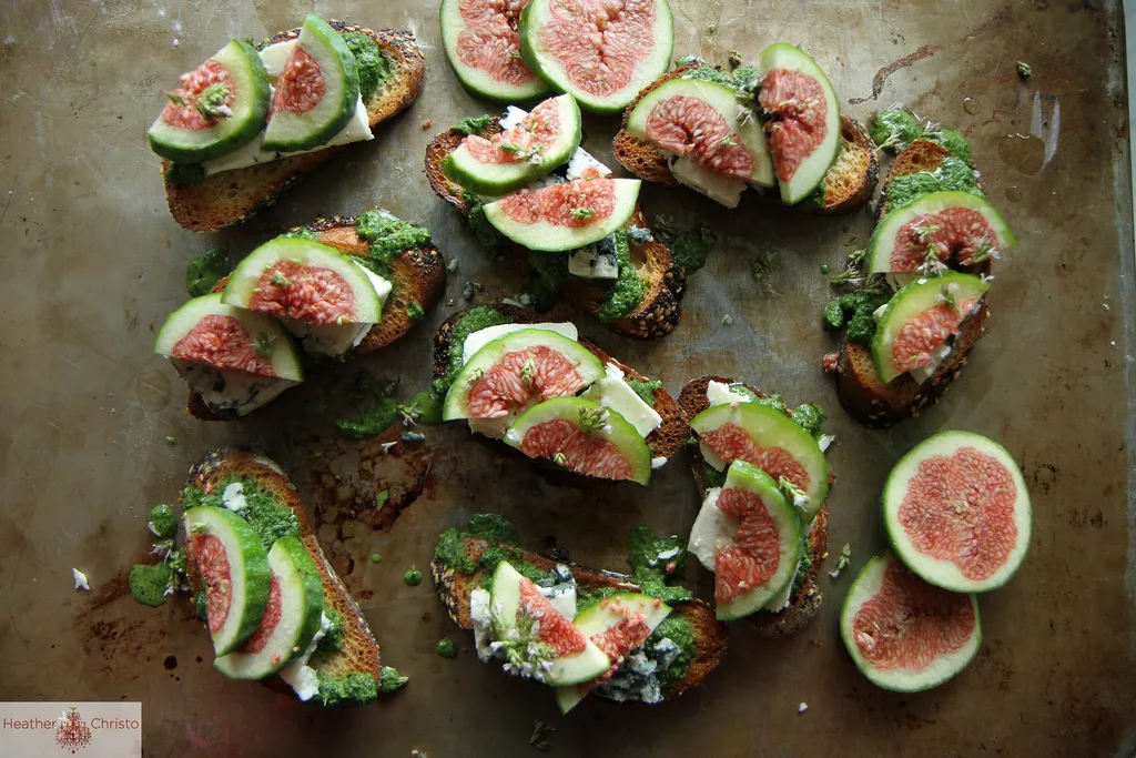 Fresh Figs With Stilton And Walnuts In A