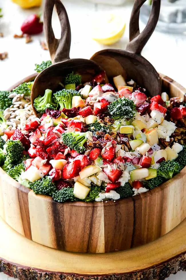 Fresh Strawberry and Broccoli Crunch Salad Recipe