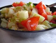 Fresh And Juicy Heirloom Tomato Salad Recipe