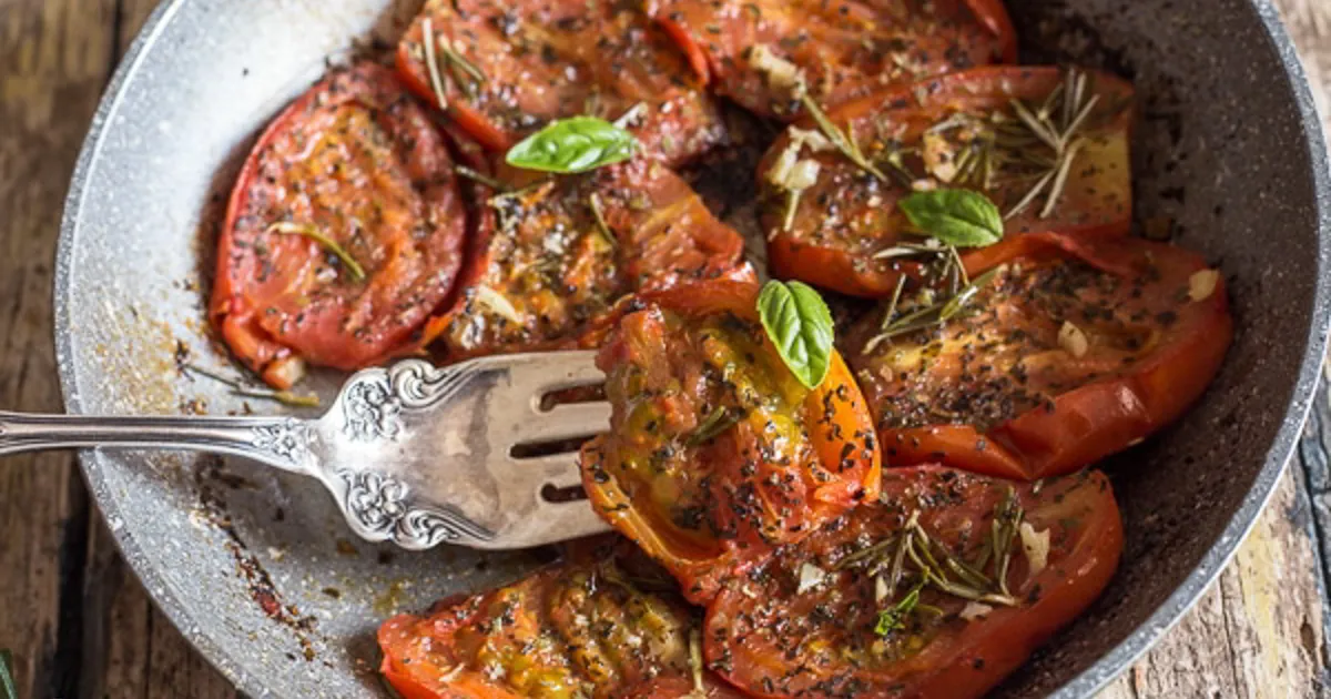 Fried Tomatoes With Basil