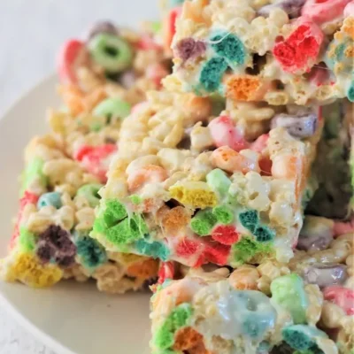 Fruit And Mallow Crispy Bars