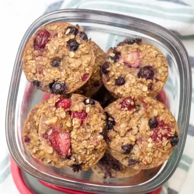 Fruit And Oatmeal Muffins