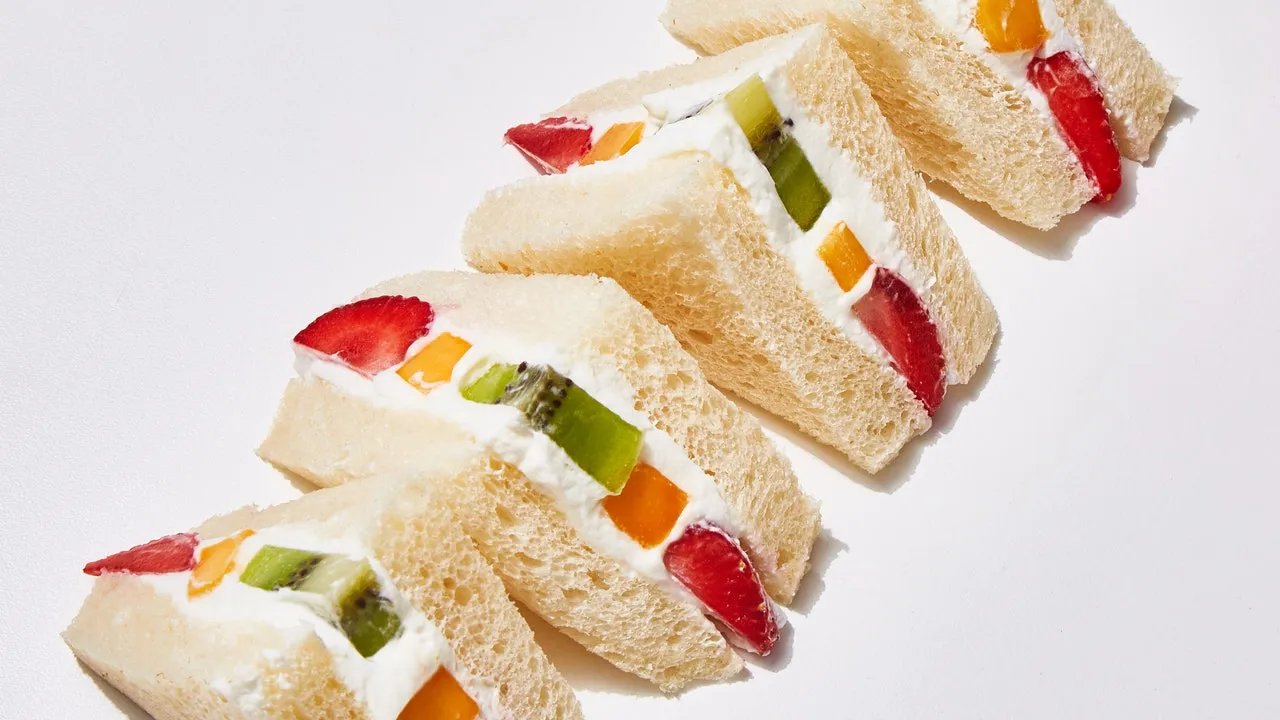 Fruit And Whipped Cream Sandwich