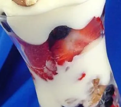 Fruit And Yogurt Parfait