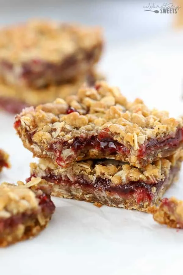 Fruit Filled Oatmeal Bars