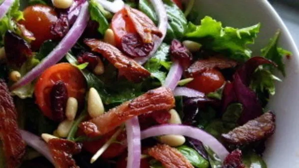 Garden Salad With Cranberries