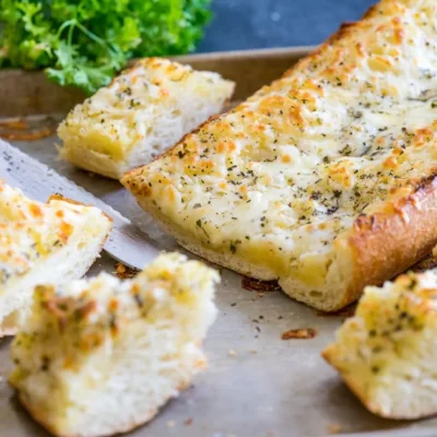 Garlic Cheese Bread Spread Recipe: A Cheesy Delight