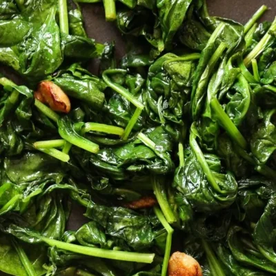 Garlic-Infused Sauted Baby Spinach Recipe