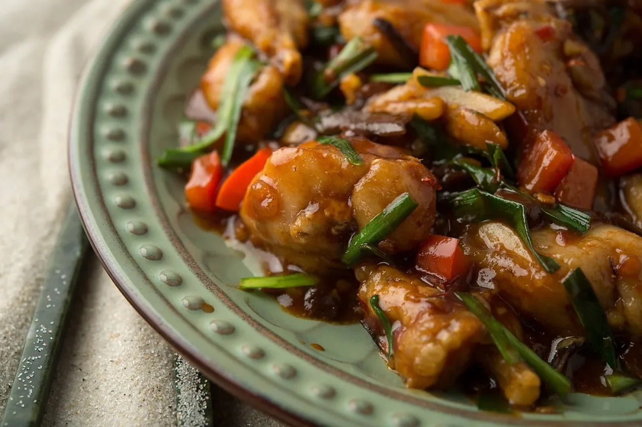 Garlic-Infused Stir-Fried Frog Legs Recipe