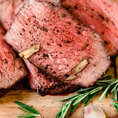 Garlic Lovers Roast Beef