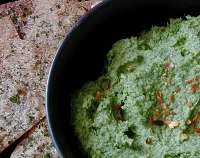 Garlic Spinach And Edamame Hummus Recipe: A Healthy Dip