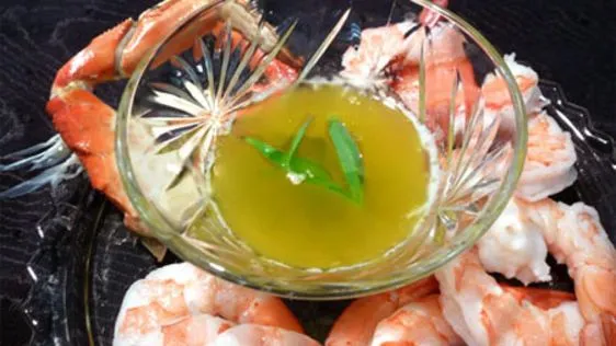 Garlic Tarragon Butter Sauce for Crab Leg Dipping