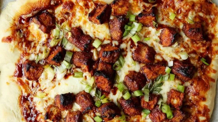 General Tsos Chicken Pizza