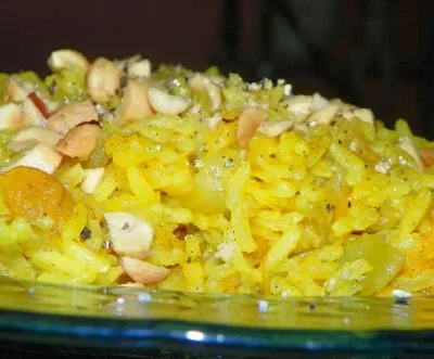 Ginger Apricot Rice With Peanuts