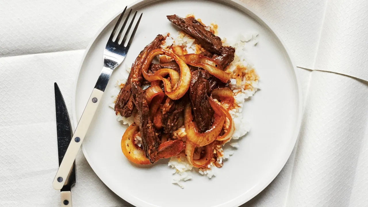 Ginger-Infused Stir-Fried Beef Delight