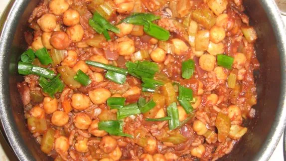 Gingery Chickpeas In Spicy Tomato