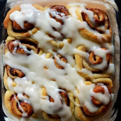 Glazed Cinnamon Rolls Bread Machine