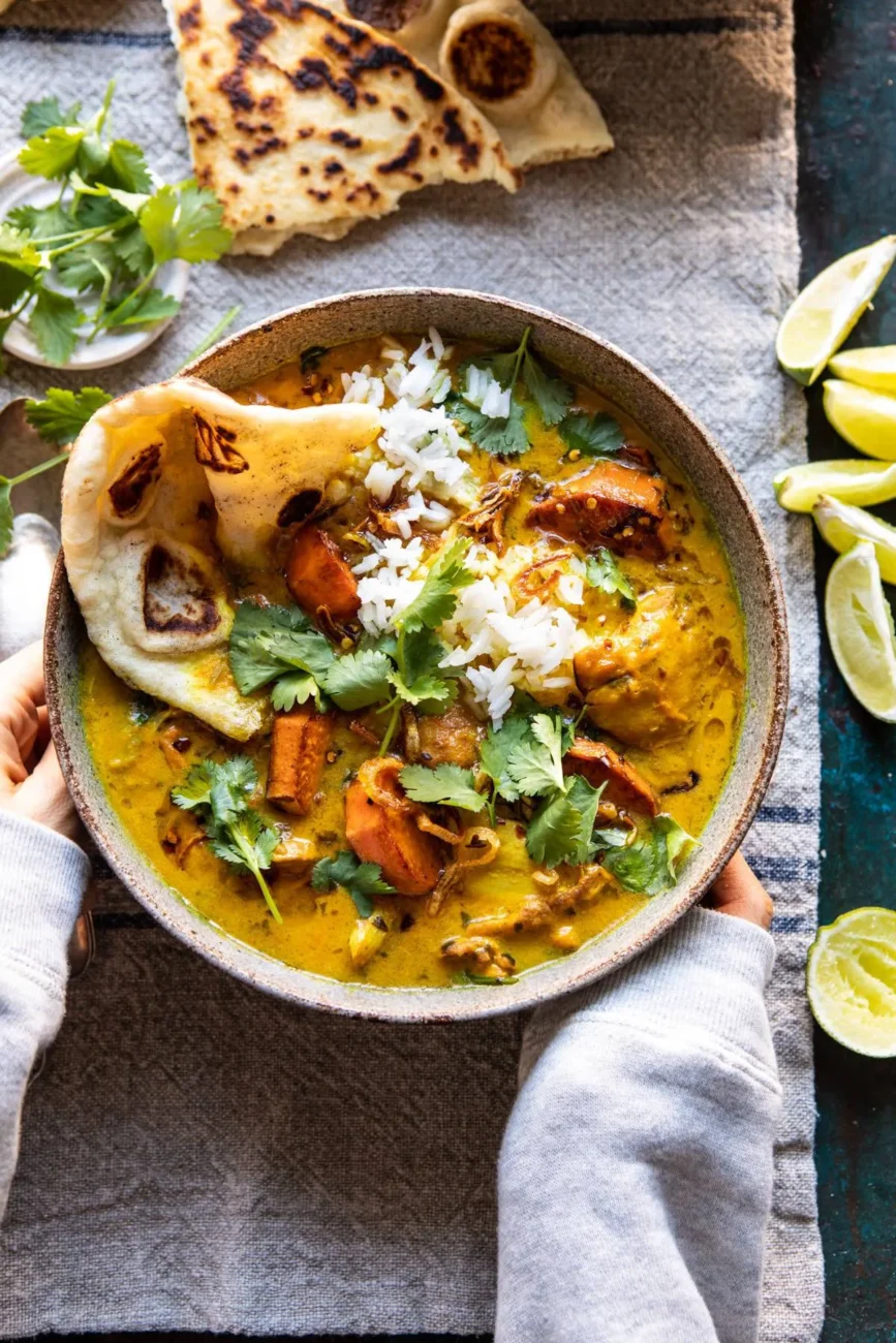 Golden Turmeric Roasted Chicken with Sweet Potatoes: A Flavorful One-Pan Meal