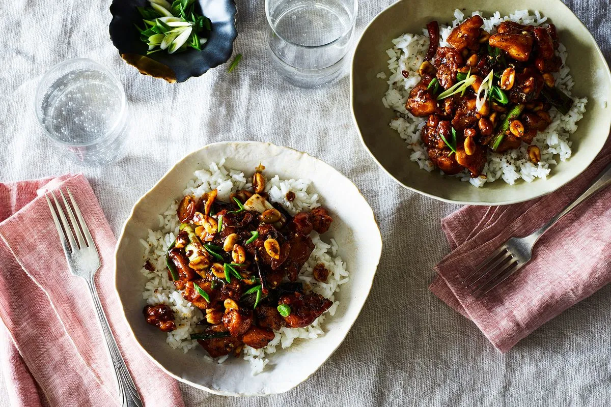 Gong Bao Ji Ding Peanut Chicken