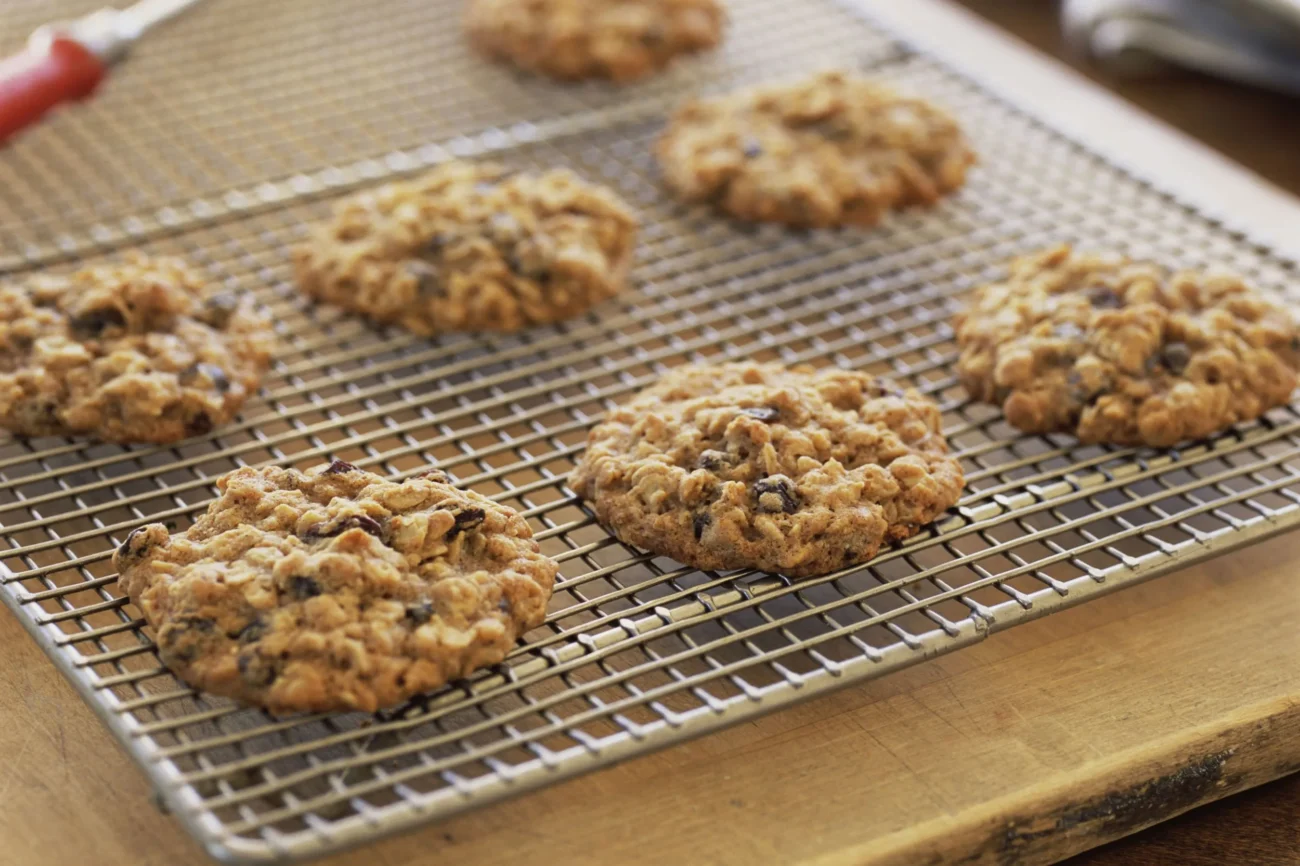 Grandmas Old Fashioned Oatmeal Cookies