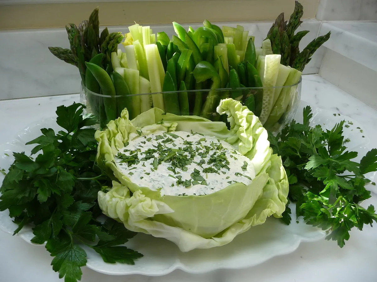 Green Goddess Ranch Salad Dressing With Dip