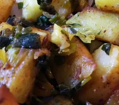 Green Onion And Potato Dish
