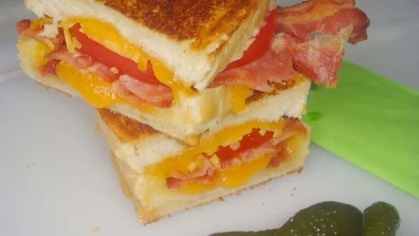 Grilled Cheddar, Tomato And Bacon