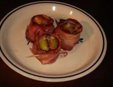 Grilled Fresh Figs And Blue Cheese