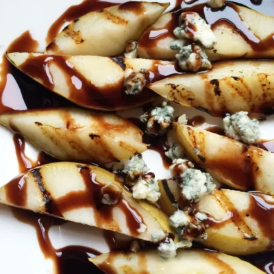 Grilled Pears With Gorgonzola