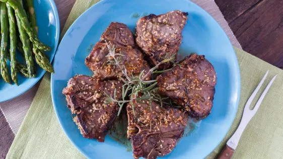 Grilled Rosemary Lamb Chops