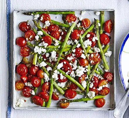 Grilled Tomatoes And Asparagus With