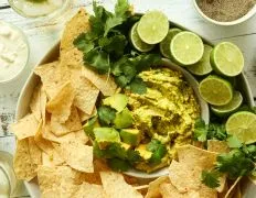 Guacamole With Sour Cream