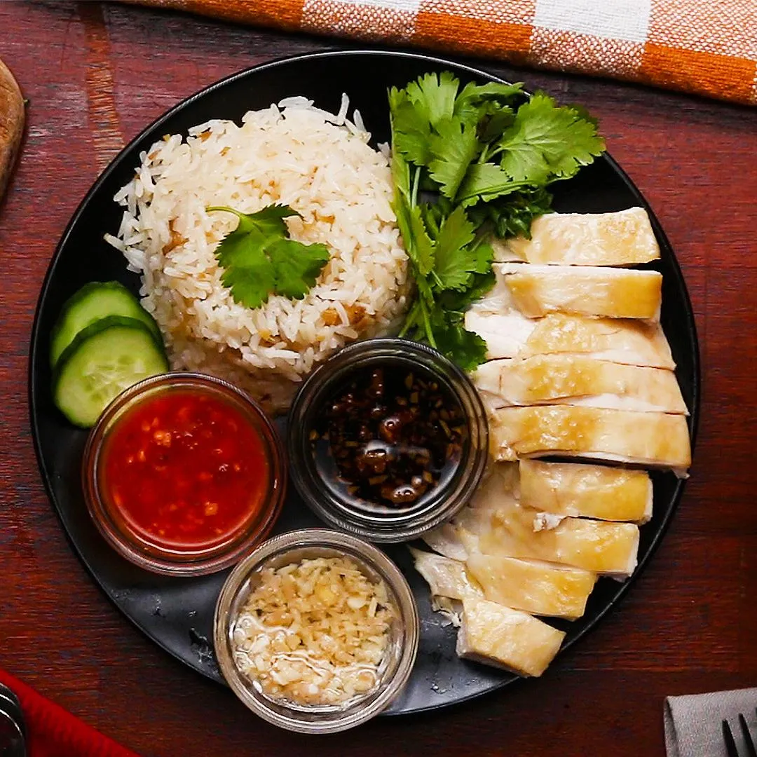 Hainanese Chicken With Rice