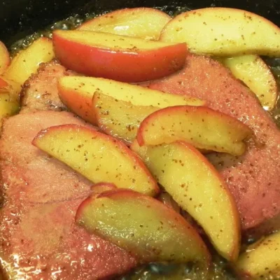 Ham Steak And Brown Sugar Apples