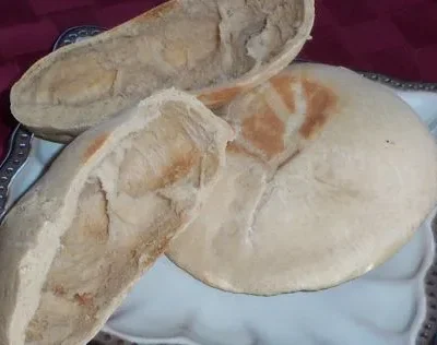 Healthy Homemade Whole Wheat Pita Bread Recipe