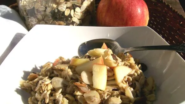 Healthy Homemade Yogi Muesli Recipe for Mindful Eating