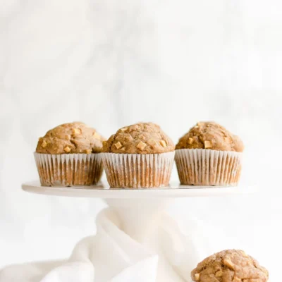 Healthy Low Fat Apple And Oatmeal Muffins