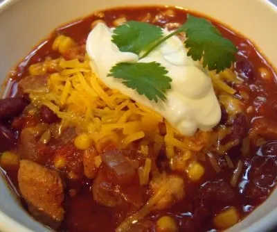 Healthy Slow Cooker Chicken Chili Recipe - Weight Loss Friendly