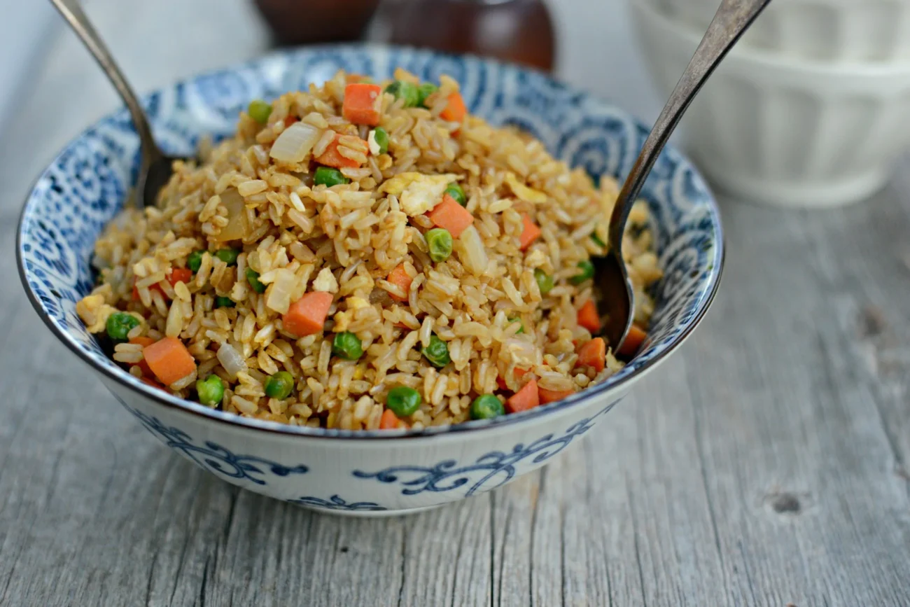 Healthy Vegetable Stir-Fried Brown Rice Recipe