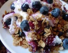 Healthy Yogurt and Granola Fruit Salad Recipe