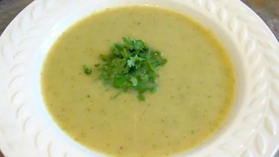 Hearty Low Fat Broccoli Soup