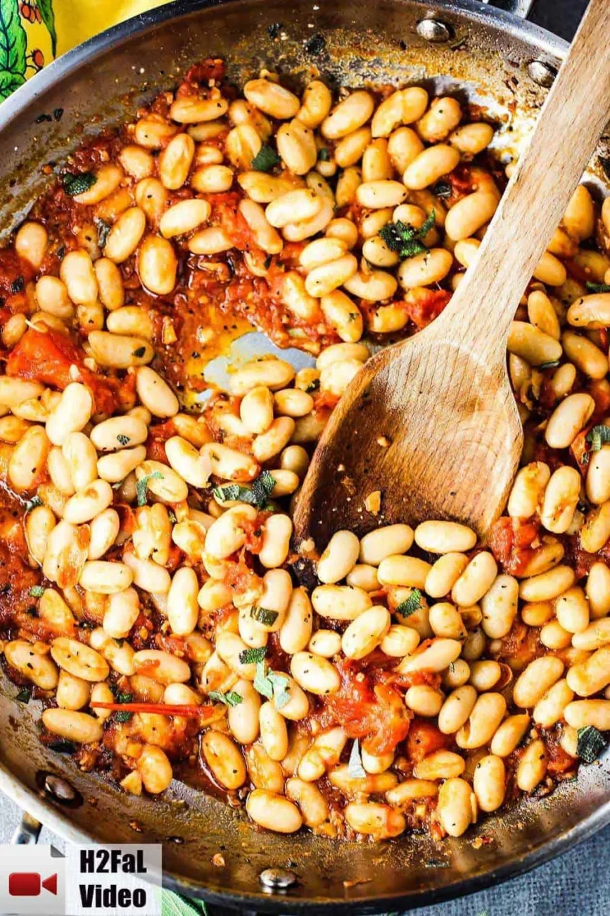 Hearty Tuscan-Style Beans with Sun-Kissed Tomatoes Recipe