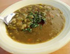 Hearty Vegetarian Split Pea Soup Recipe for a Cozy Meal