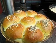 Heavenly Light Dinner Rolls Abm