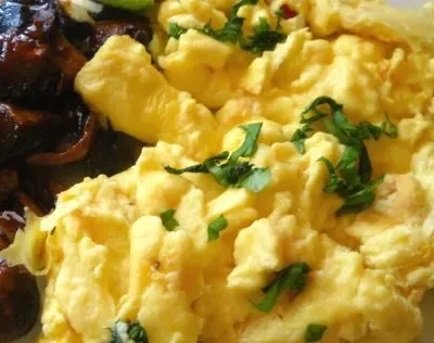 Herbed Scrambled Eggs