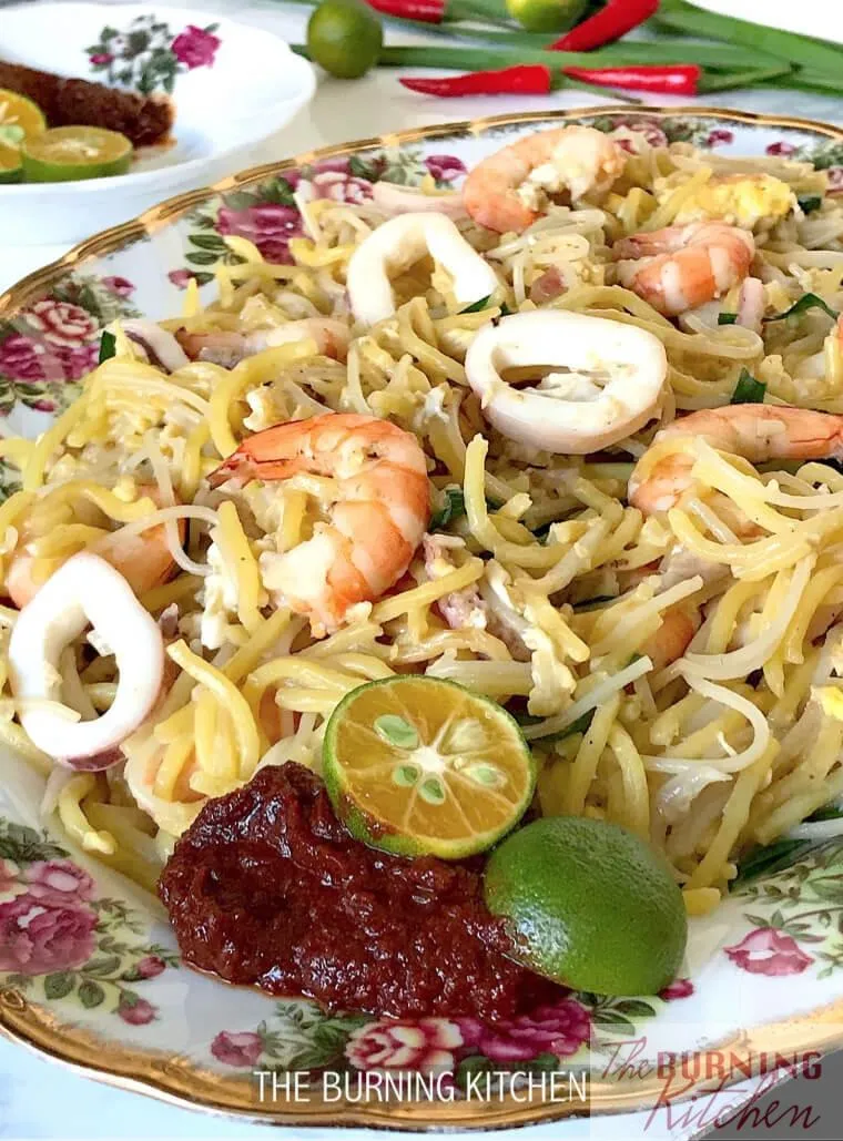 Hokkien Noodle With Seared Prawns