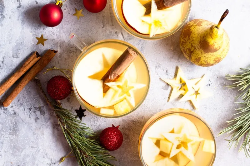 Holiday Spiced Fruit Punch