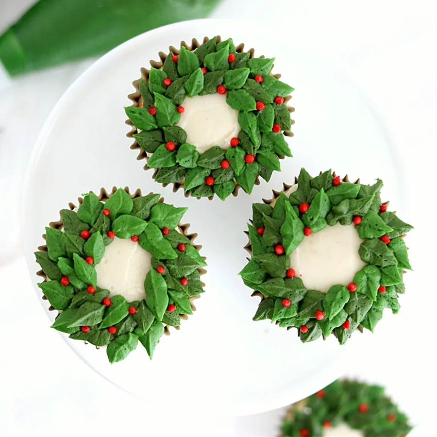 Holiday Wreath Spread