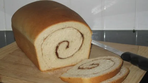 Homemade Cinnamon Swirl Sourdough Bread Recipe